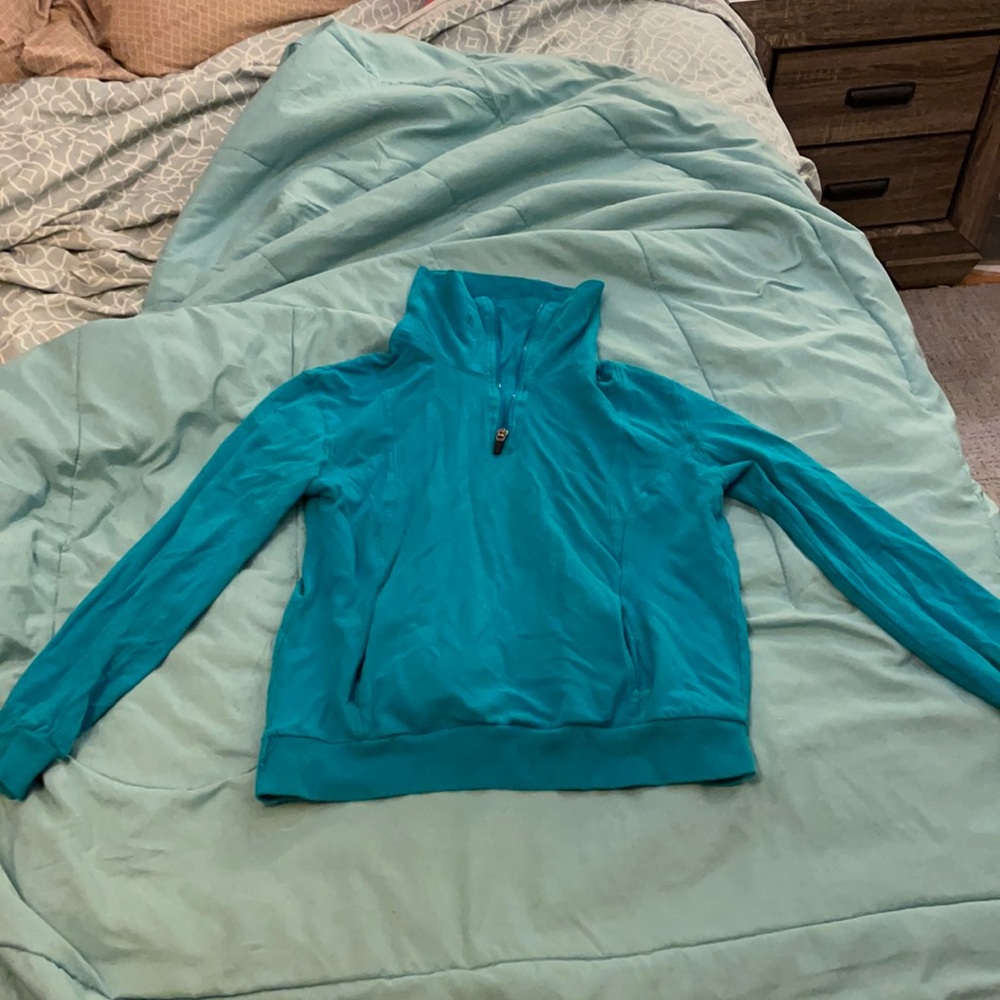 Fabletics top long sleeve
